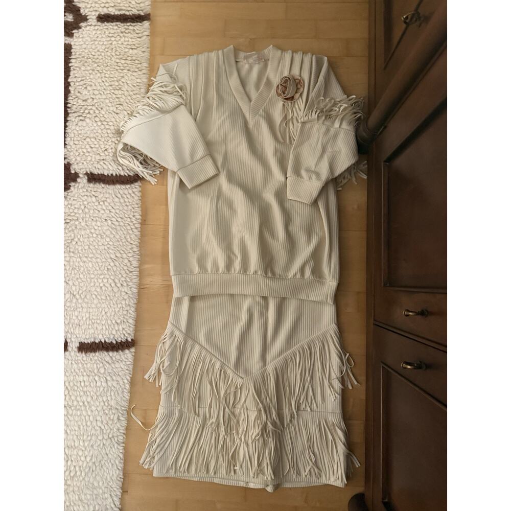 VTG 1980’s MA RENA 2 Piece Wearable Art Fringed Top & Skirt Cream Western L - Picture 1 of 6